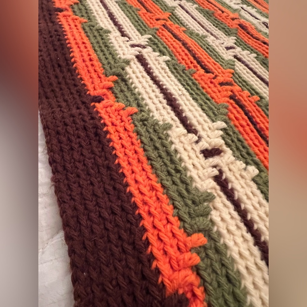 Vintage 70s knit blanket MCM